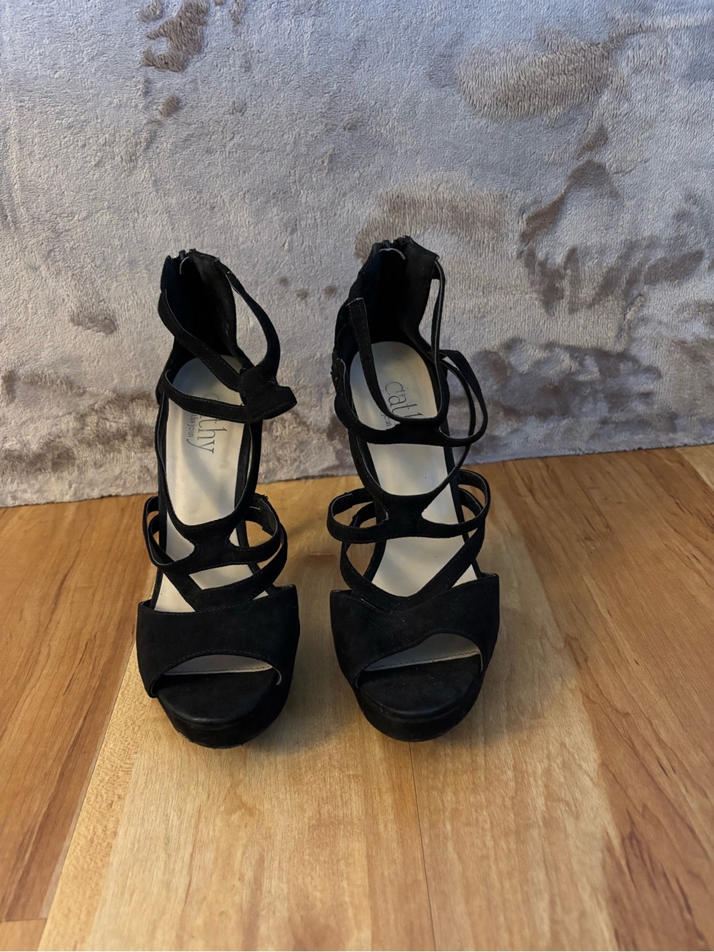 Cathy Jean Black Strappy Platform Heels Women’s Size 7.5
